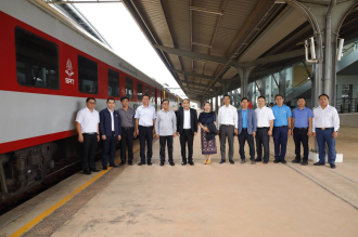  Minister Visits Key Railway Enterprises to Review Progress